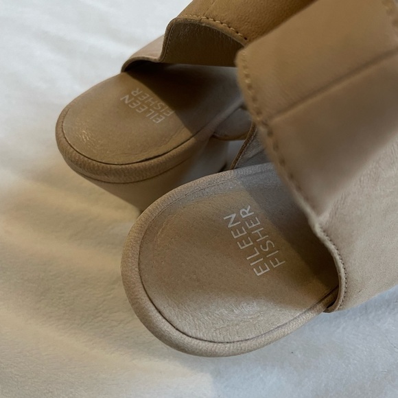 Eileen FISHER Leather Doe Earth Strappy Sandals - Picture 4 of 8